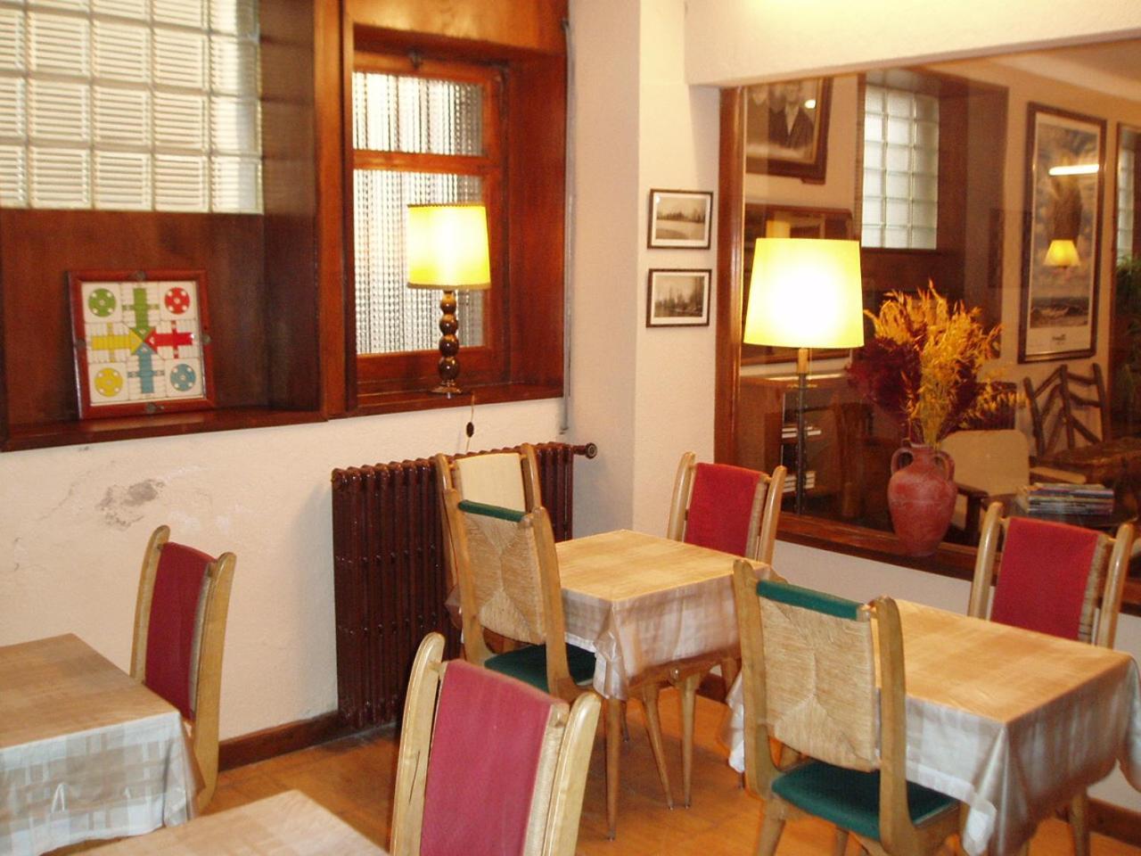 Hostal Rita Belvedere Puigcerdà Exterior foto